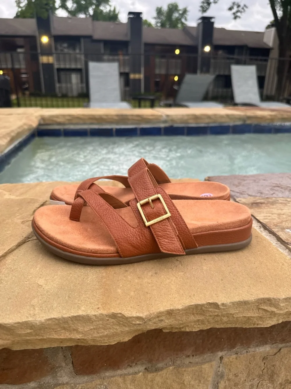 Vionic Carmela Leather Sandals – Size 9 – NEW - Picture 7 of 12